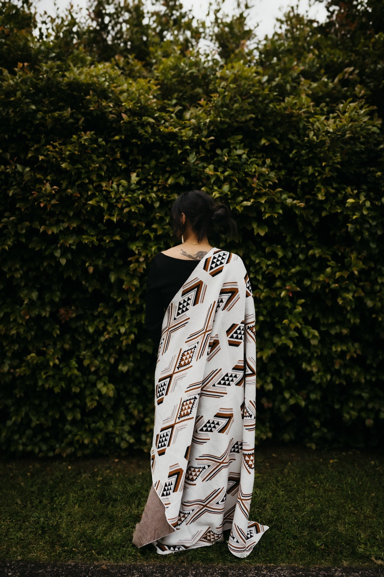 Throw Niho Paraikete