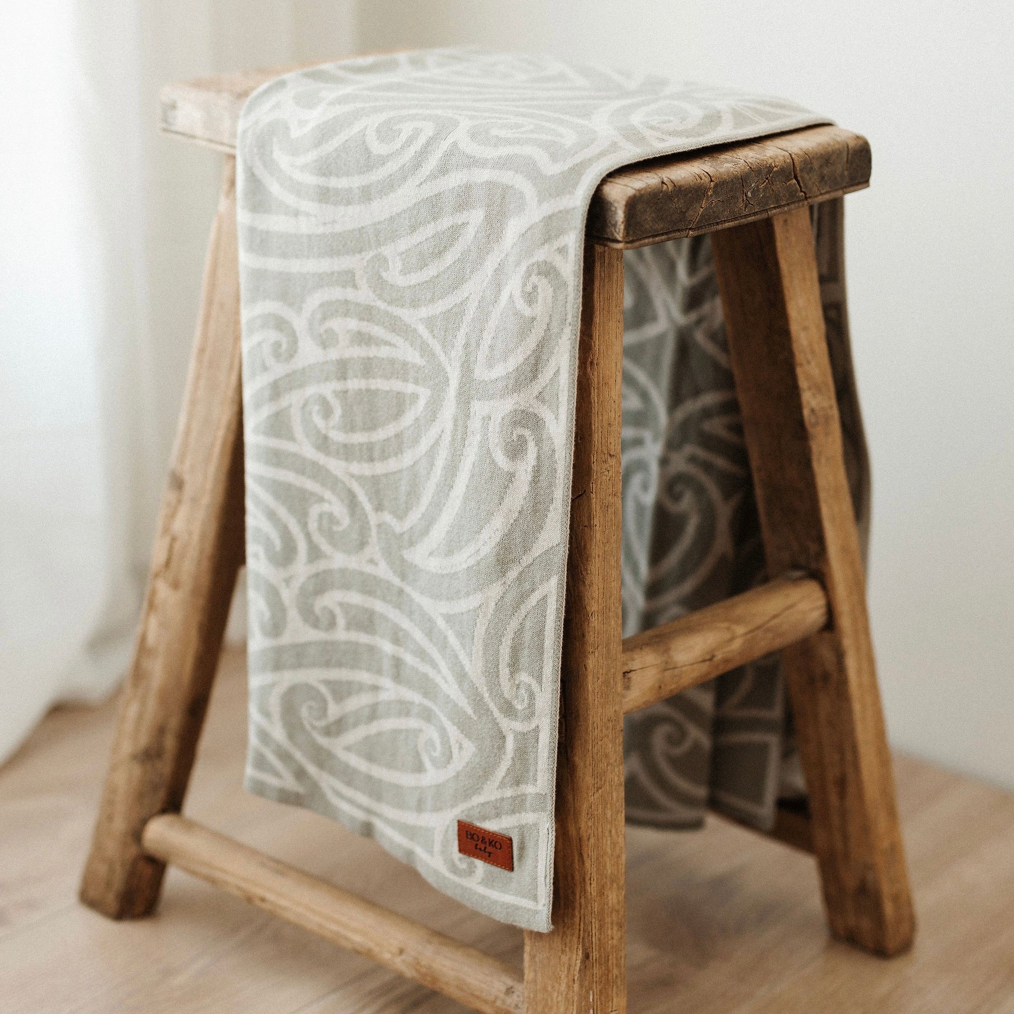 Huruwhenua Mohimohi Blanket