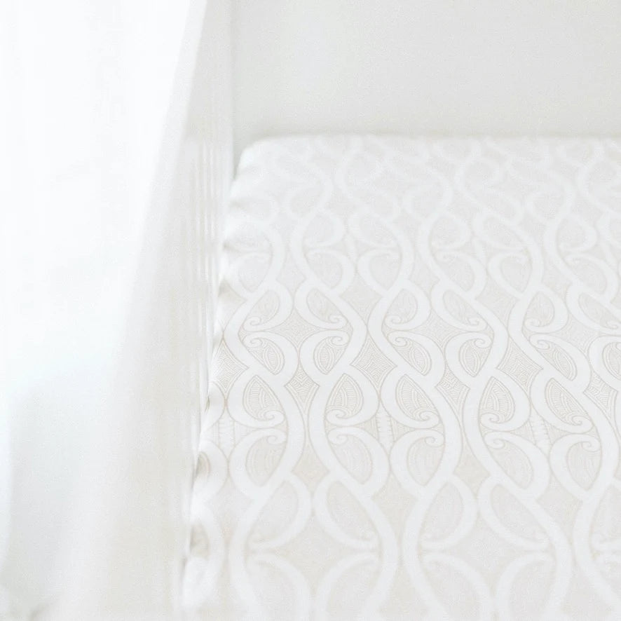 Fitted Cot Sheet | Te Pātiki Mocha