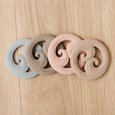 Koru Teether | Latte