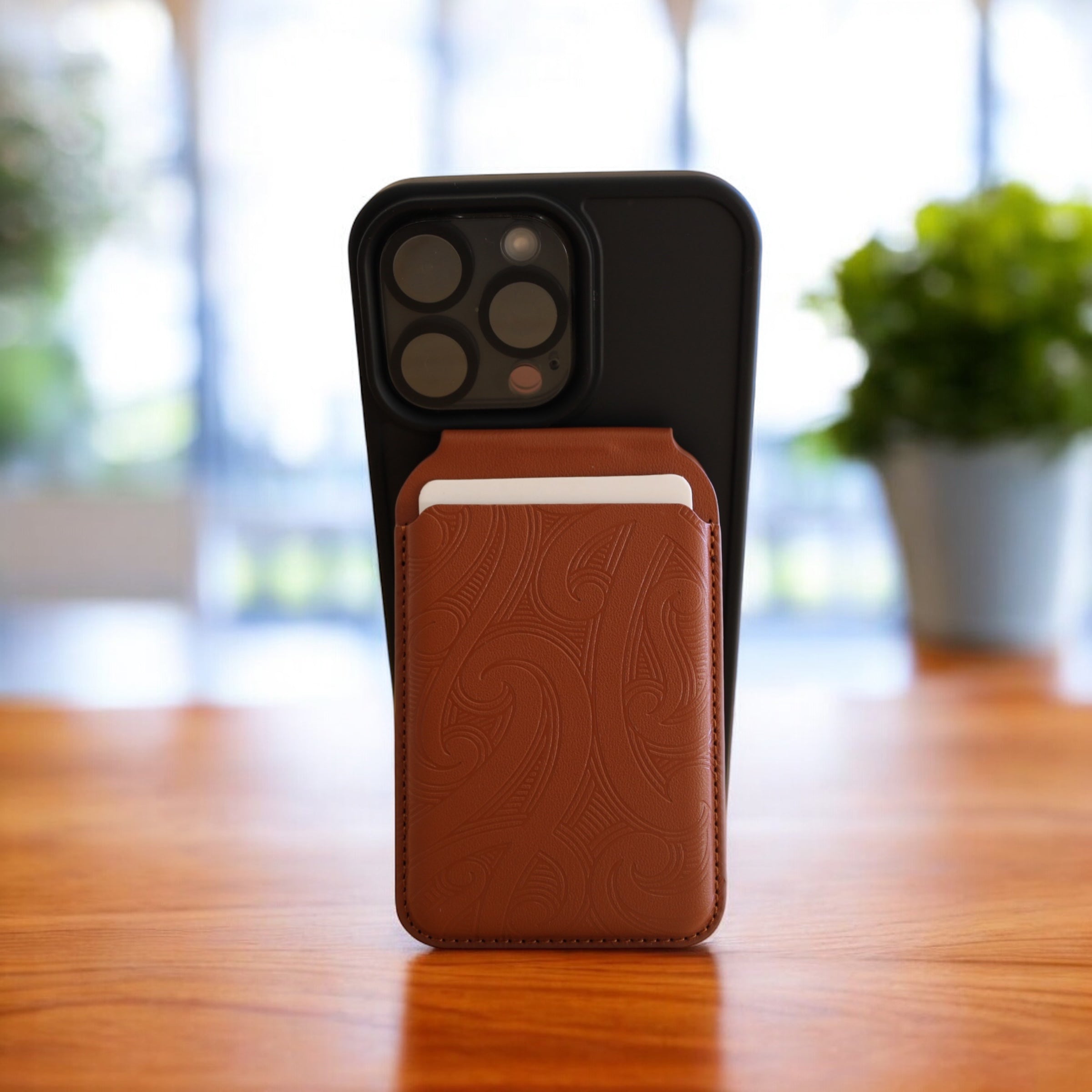 Magnetic Wallet (MagSafe compatible)